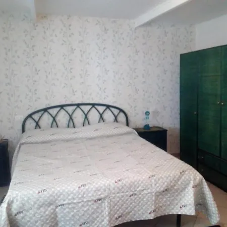 بيت للعطل La Casetta Di Dafne *